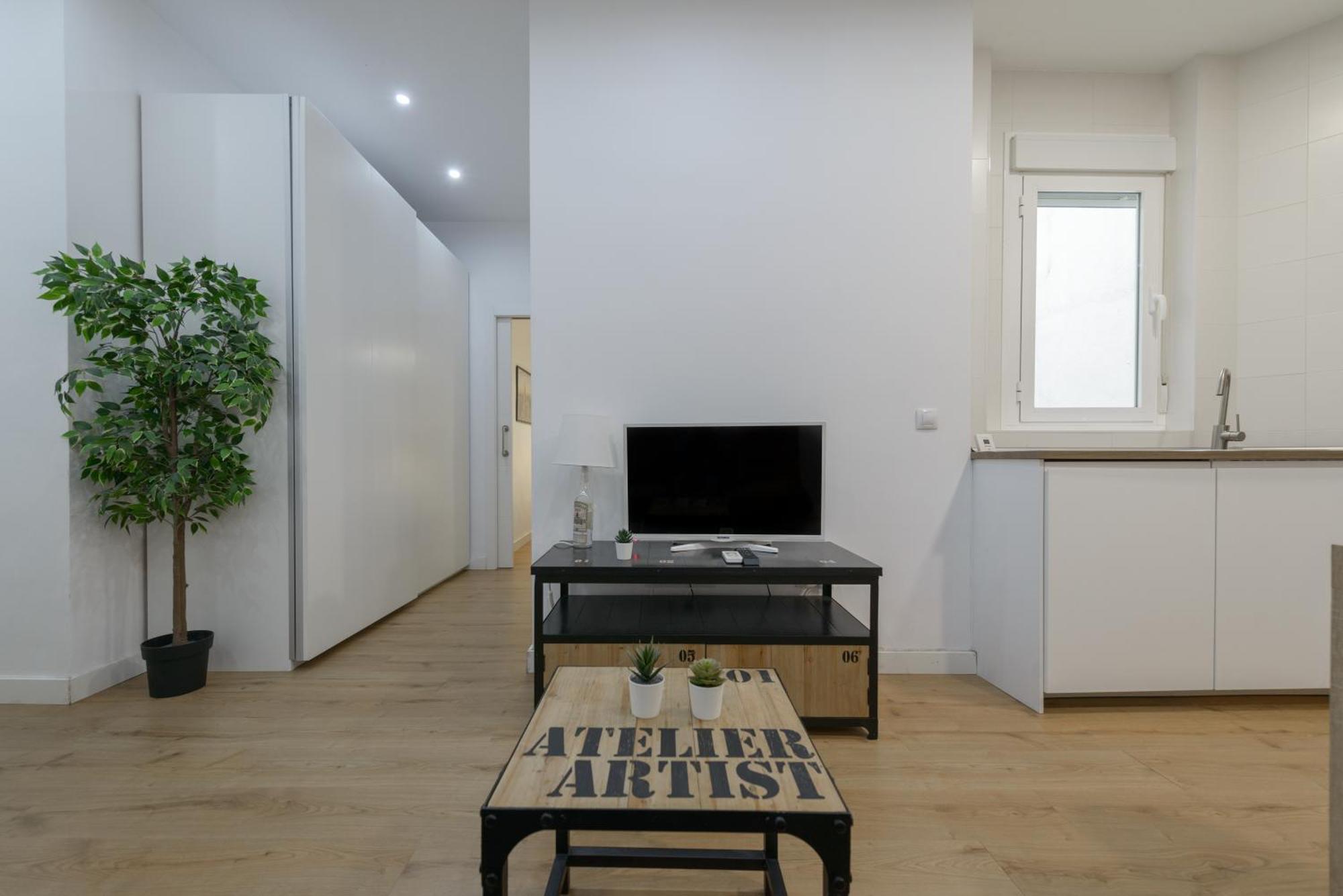 Avila Calle, Precioso Estudio En Santiago Bernabeu-Estrecho En Segundo Piso Sin Ascensor Apartman Madrid Kültér fotó