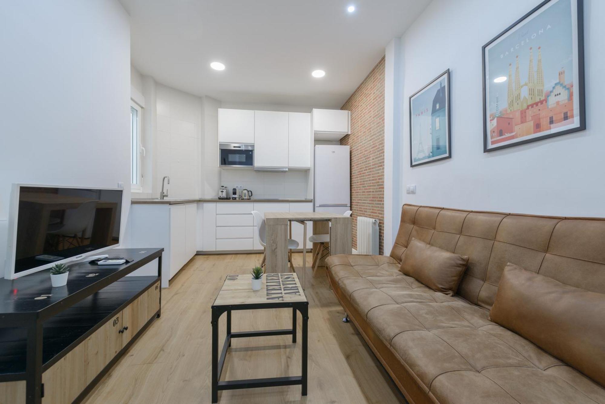 Avila Calle, Precioso Estudio En Santiago Bernabeu-Estrecho En Segundo Piso Sin Ascensor Apartman Madrid Kültér fotó