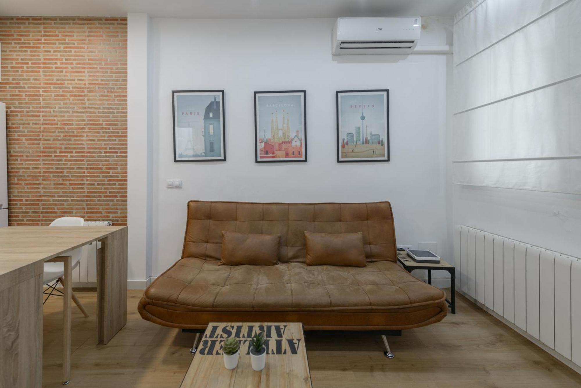 Avila Calle, Precioso Estudio En Santiago Bernabeu-Estrecho En Segundo Piso Sin Ascensor Apartman Madrid Kültér fotó